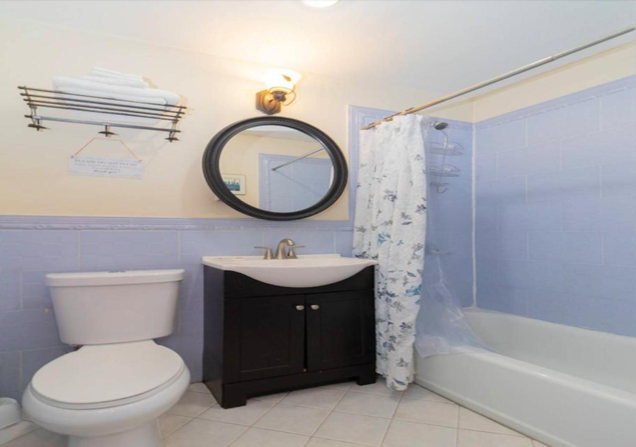 Midtown West 3 Bedroom Washer Dryer And Dishwasher New York