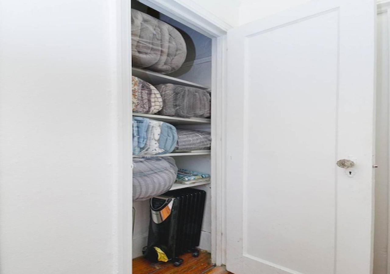 Apartment Outdoor Space Washer Dryer Dishwasher 3beds Apt, June To Aug 90 Days Required