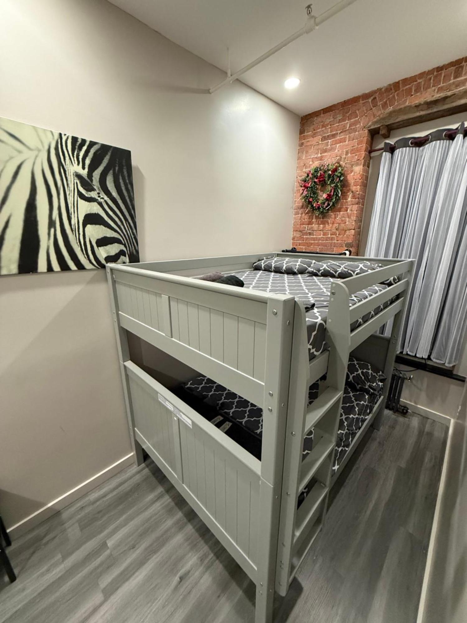 Apartment 31 Street Broadway New York