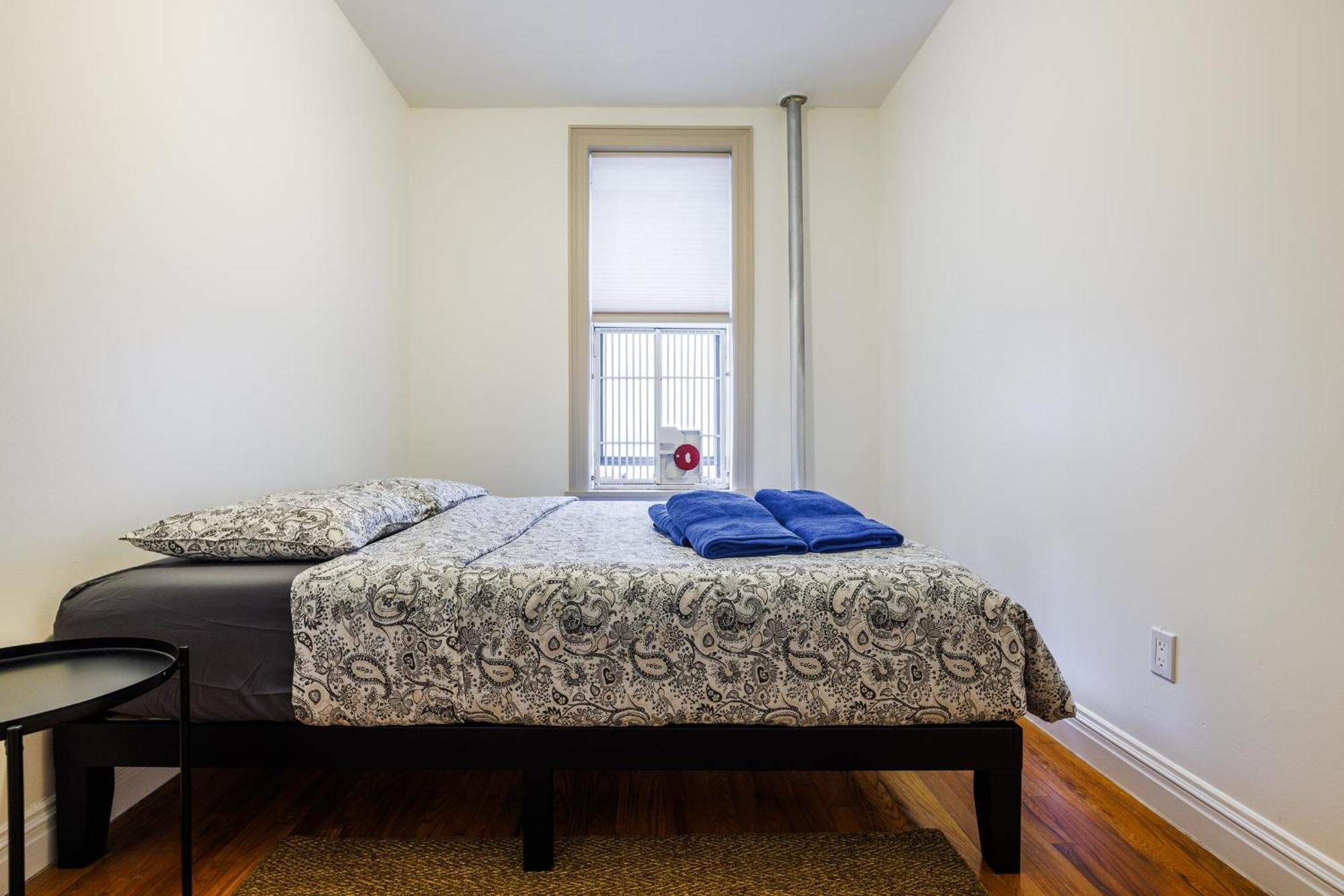 Inspire The Vibrant Energy Of Columbia Apartment *