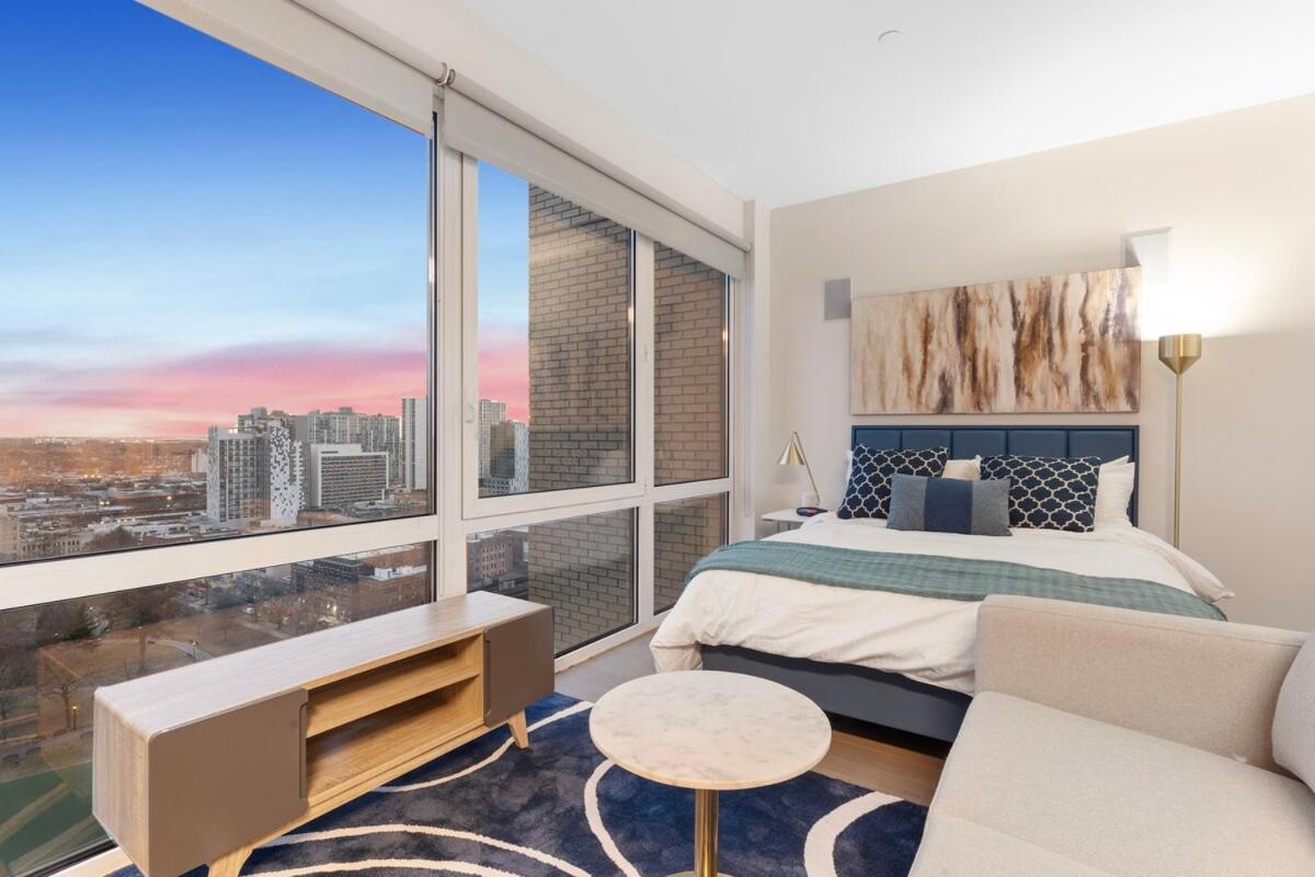 Queens Jewel Luxury And Comfort Combined *