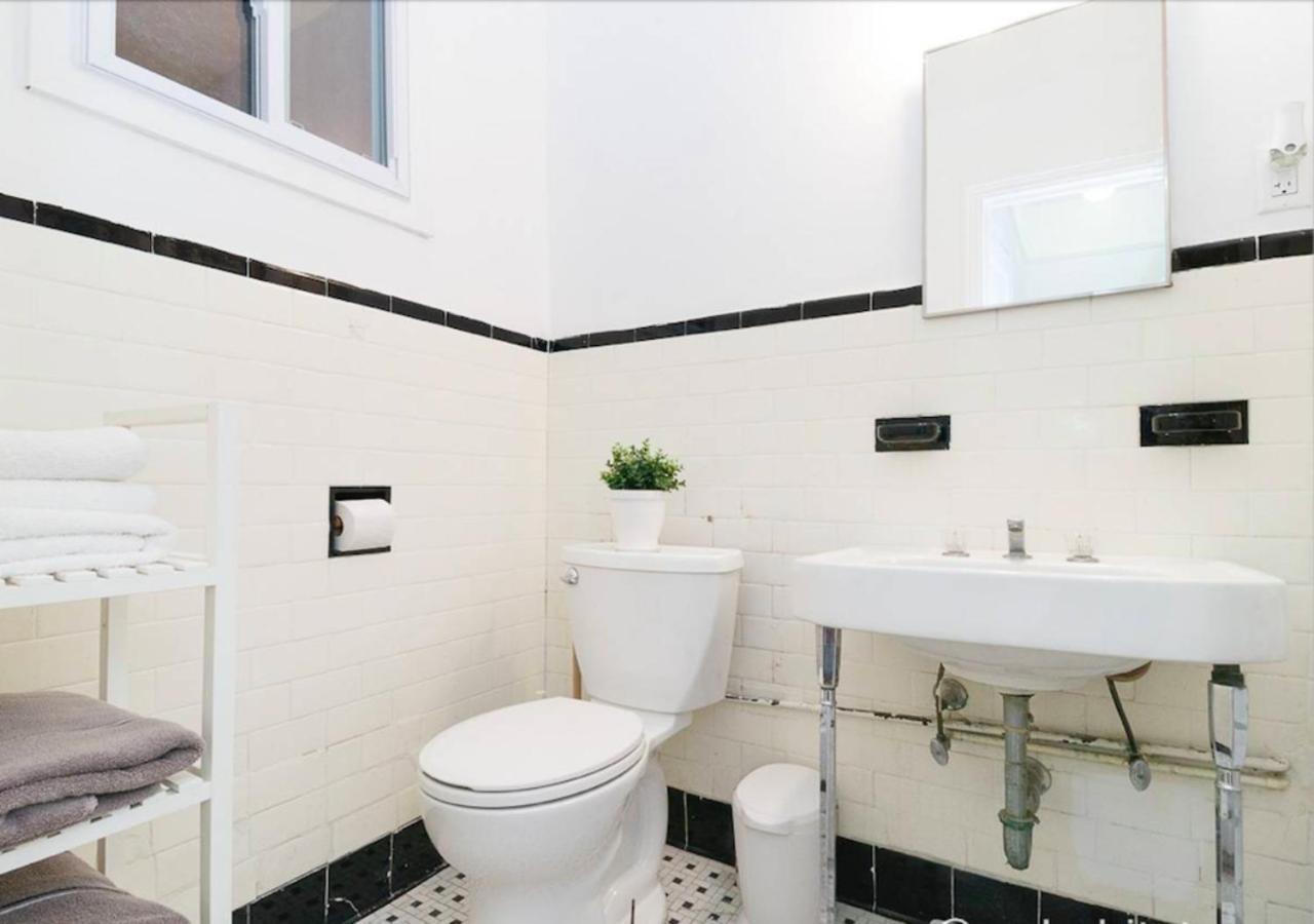 Outdoor Space Washer Dryer Dishwasher 3beds