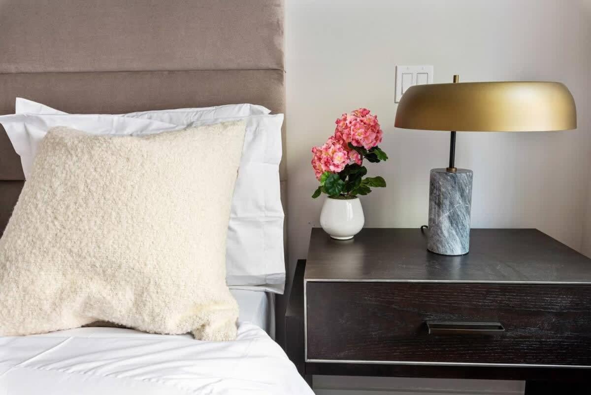 Luxury 3br Duplex W Private Patio In Upper East Apartment