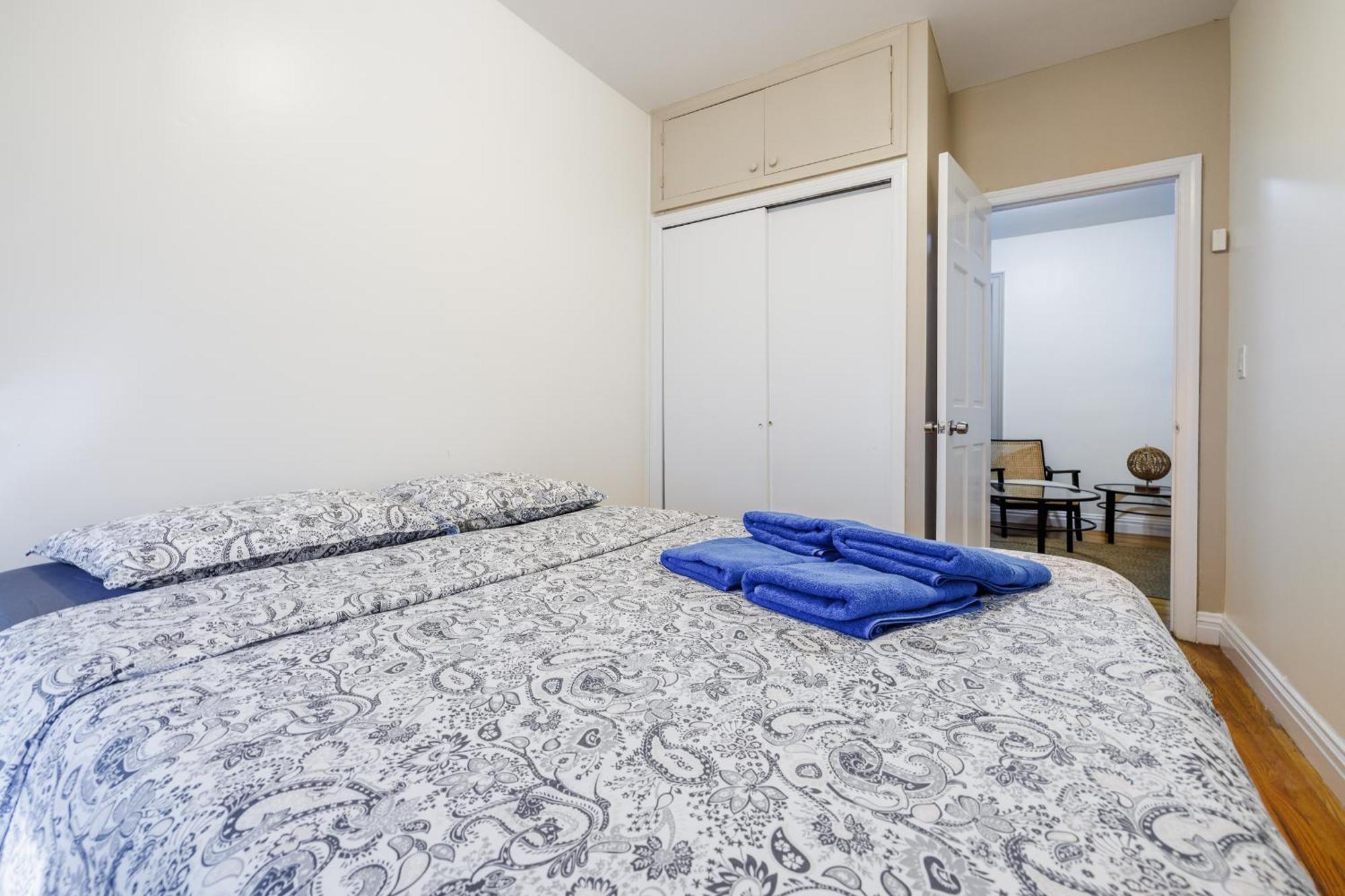 Apartment Inspire The Vibrant Energy Of Columbia