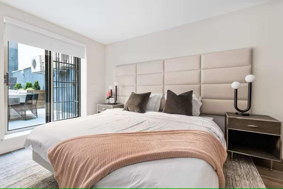 Apartment Luxury 3br Duplex W Private Patio In Upper East New York