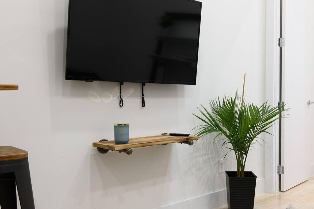 78-4d Quality 1br W&d Skylight By Park New York