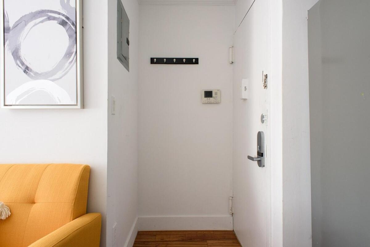 24-16 Gramercy W D Gramercy Apartment