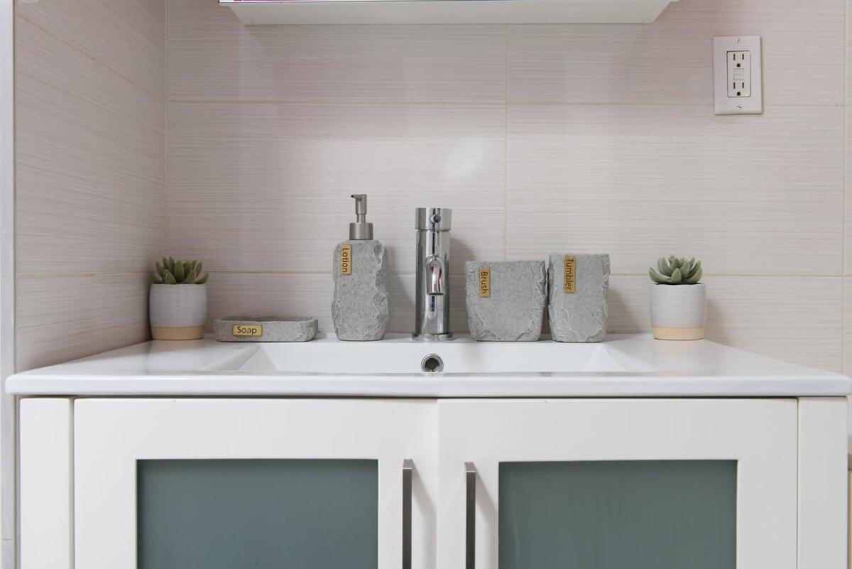 24-18 New Gramercy W D In Unit Fully Reno New York