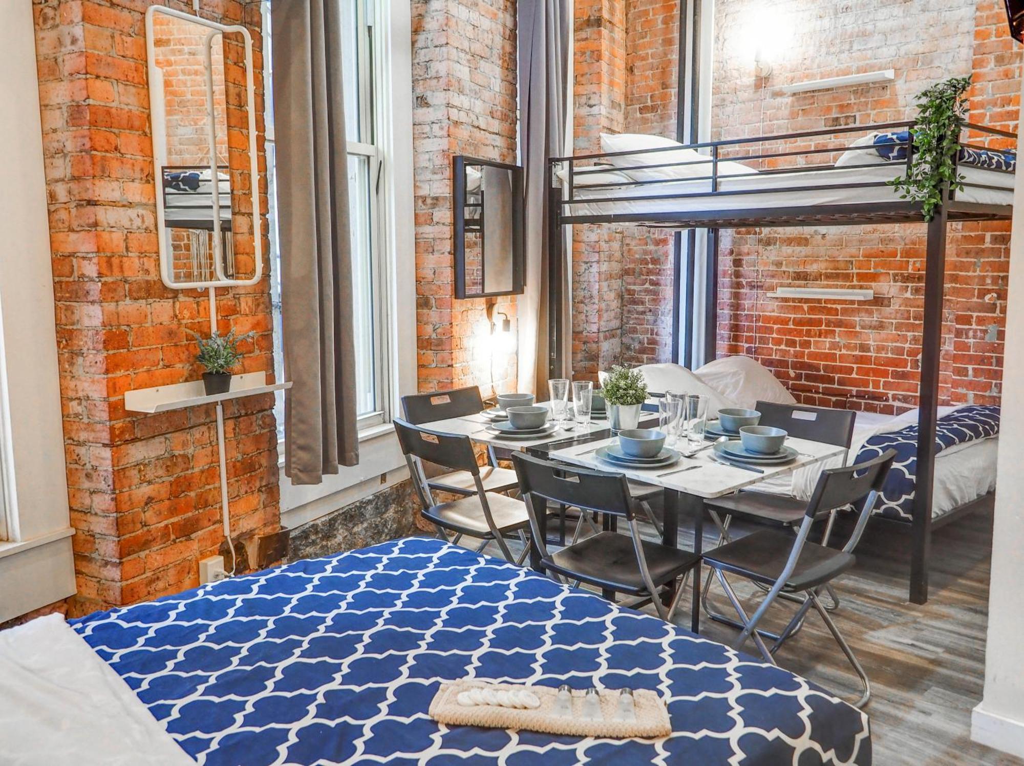 Metropolitan Manhattan New York