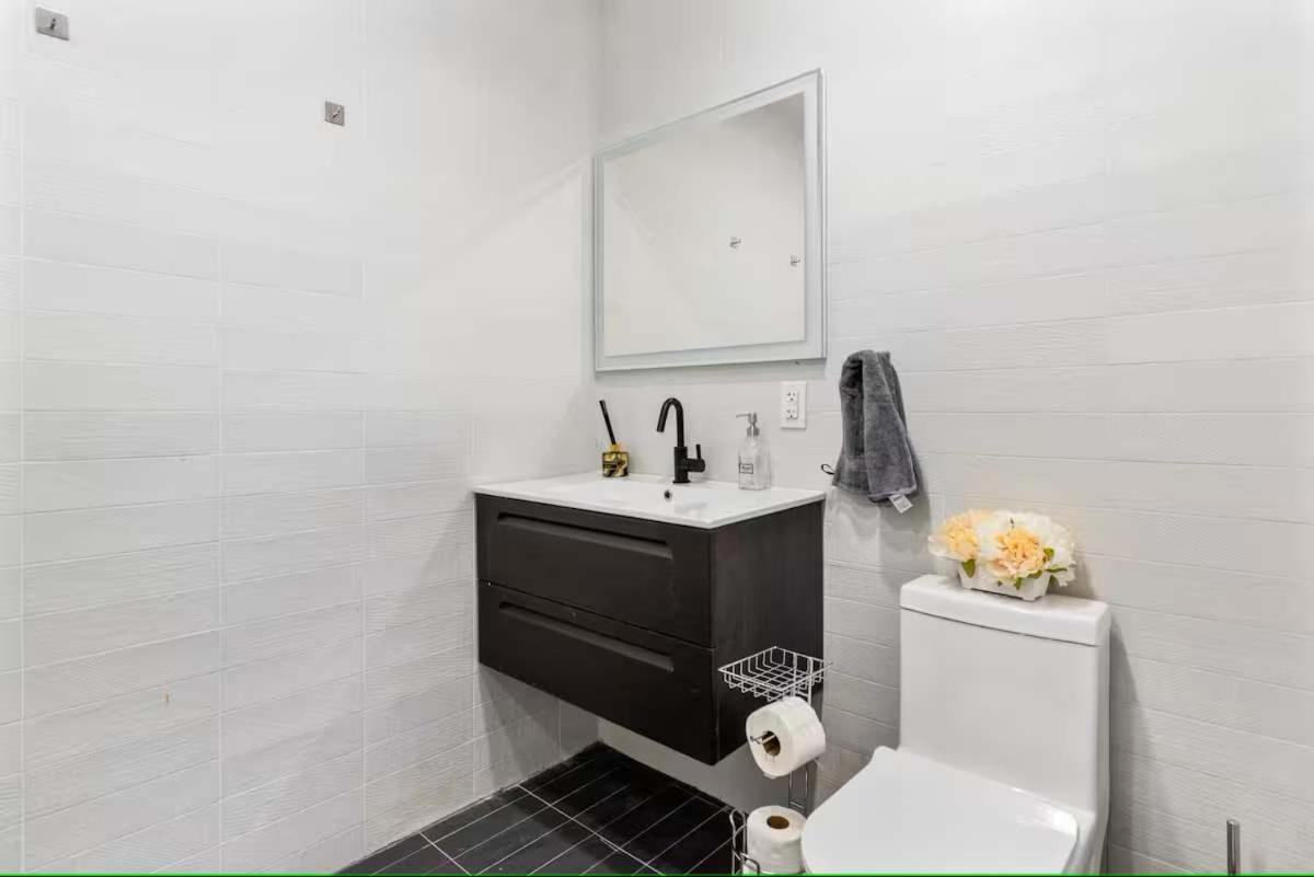 Luxury 3br Duplex W Private Patio In Upper East * New York