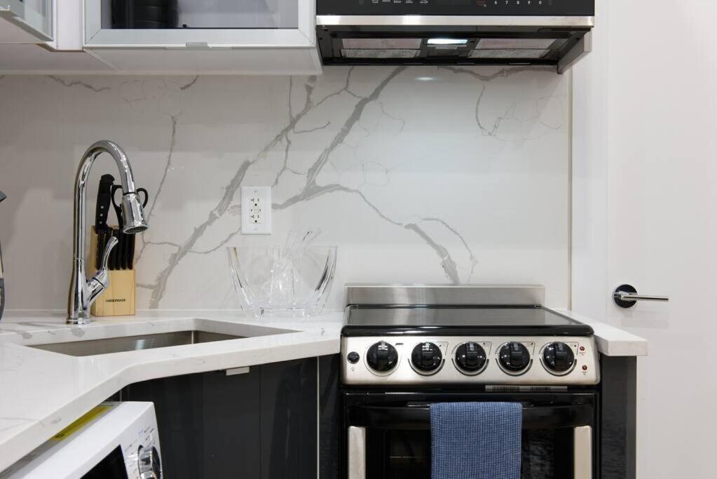 78-4d Quality 1br W&d Skylight By Park