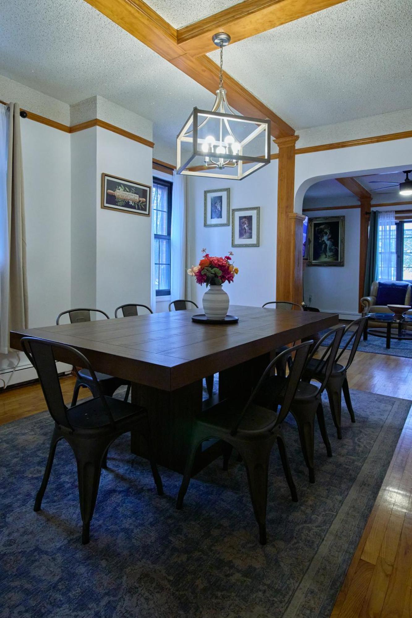 Apartment Sweet - Zoller