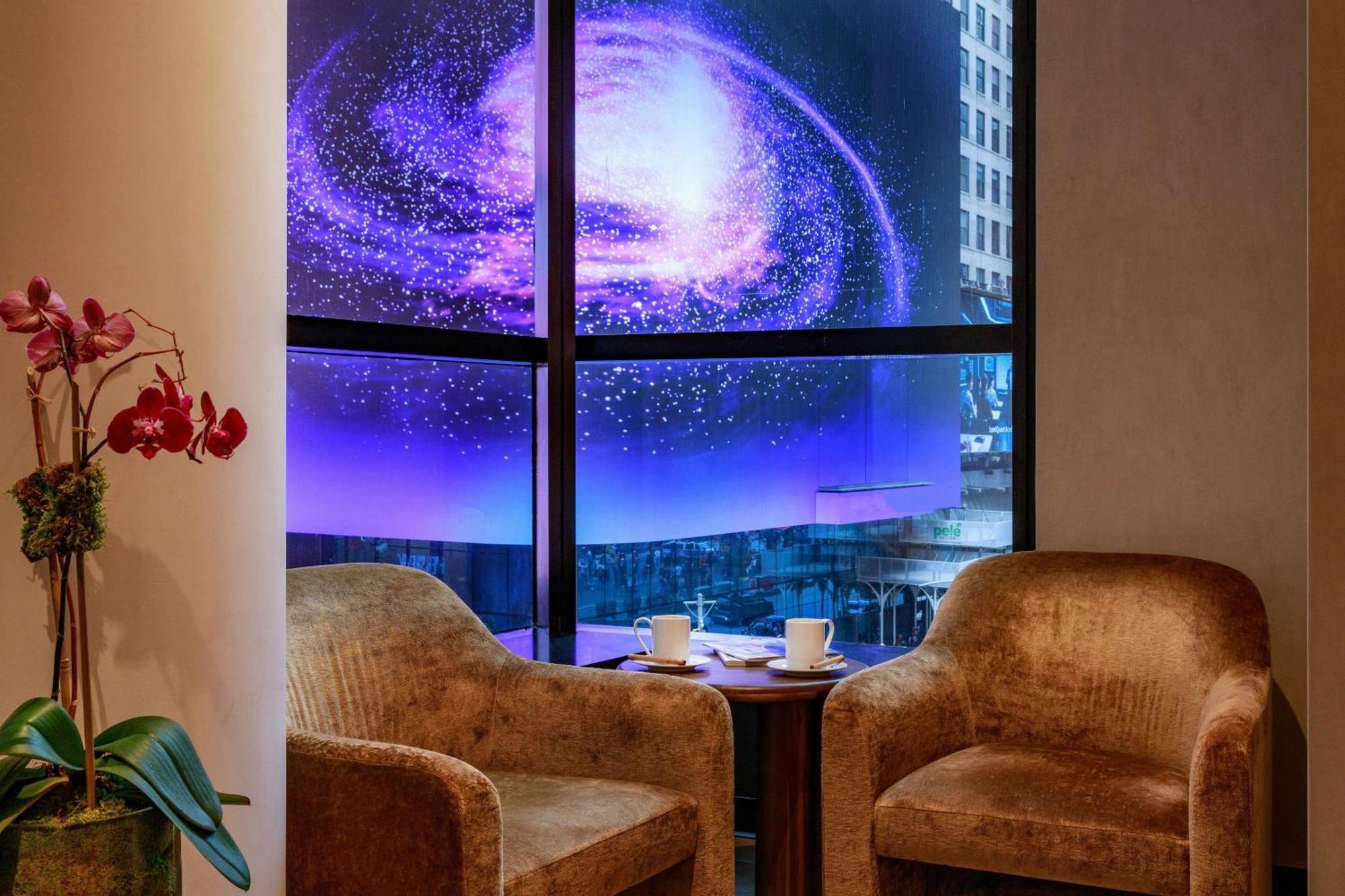 Renaissance Times Square By Marriott Hotel 4*