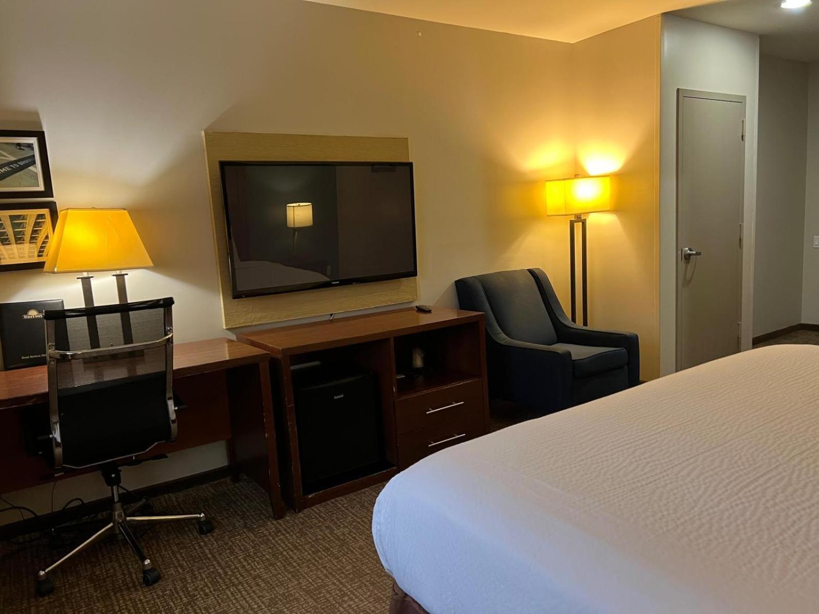 Days By Wyndham Brooklyn Marine Park Hotel 3*