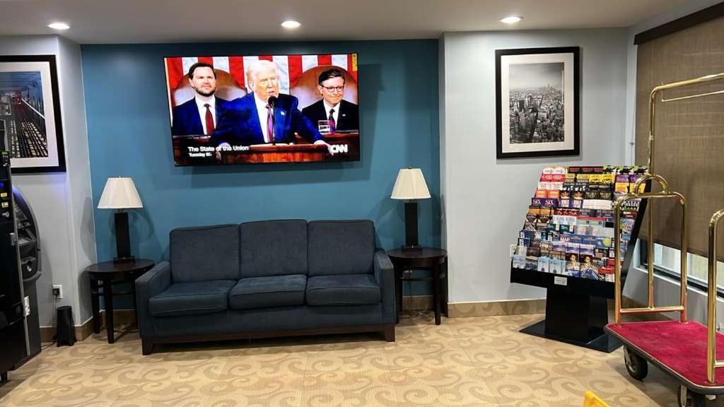 Hotel Days By Wyndham Brooklyn Marine Park