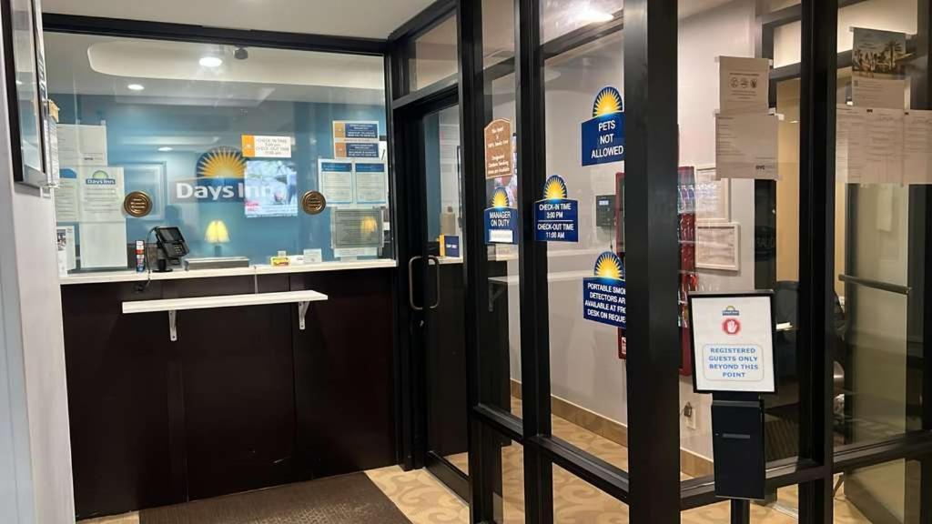 Days By Wyndham Brooklyn Marine Park