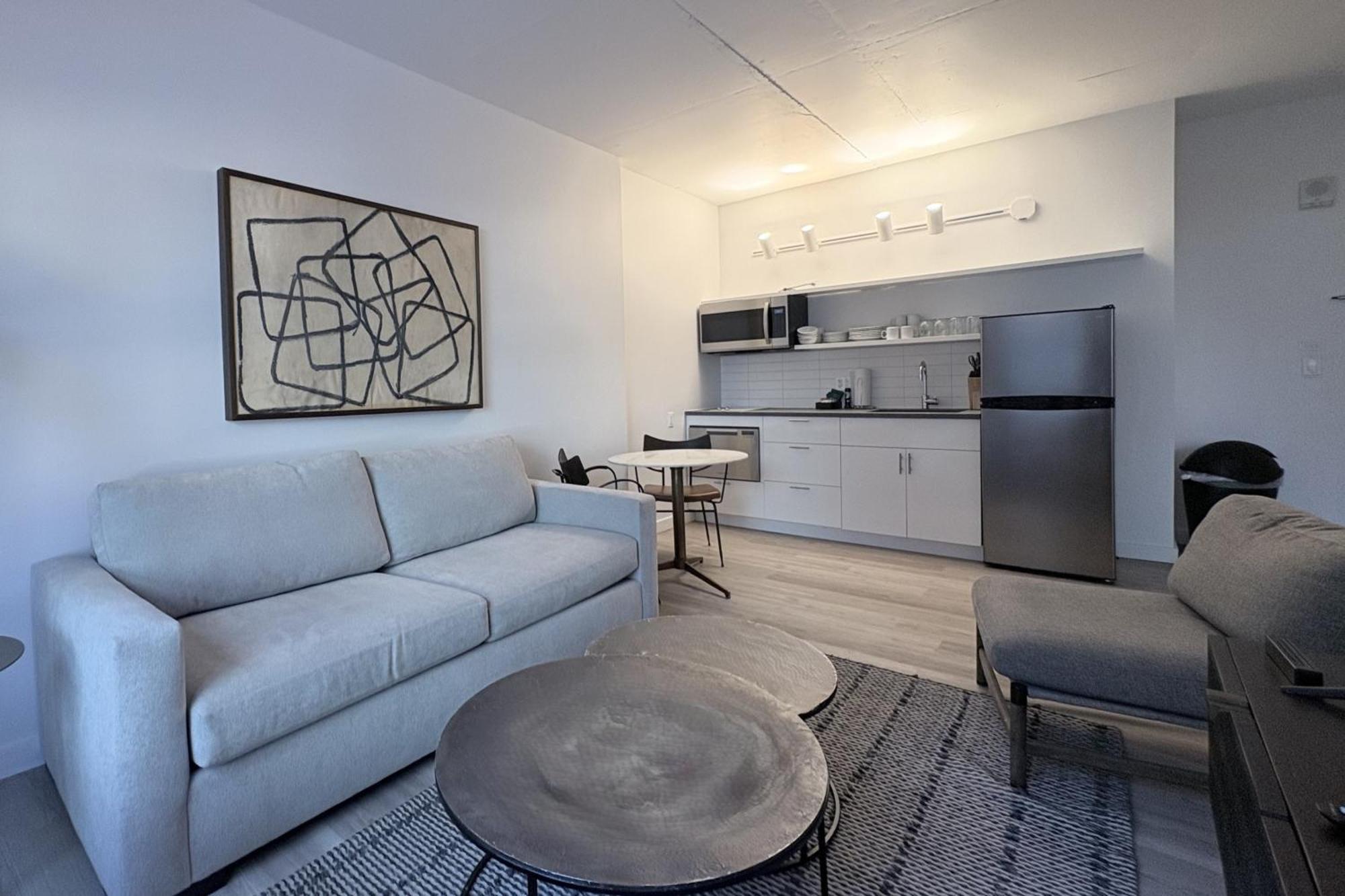 Court Square Long Island , Belvilla District 6 Formerly Sonder New York