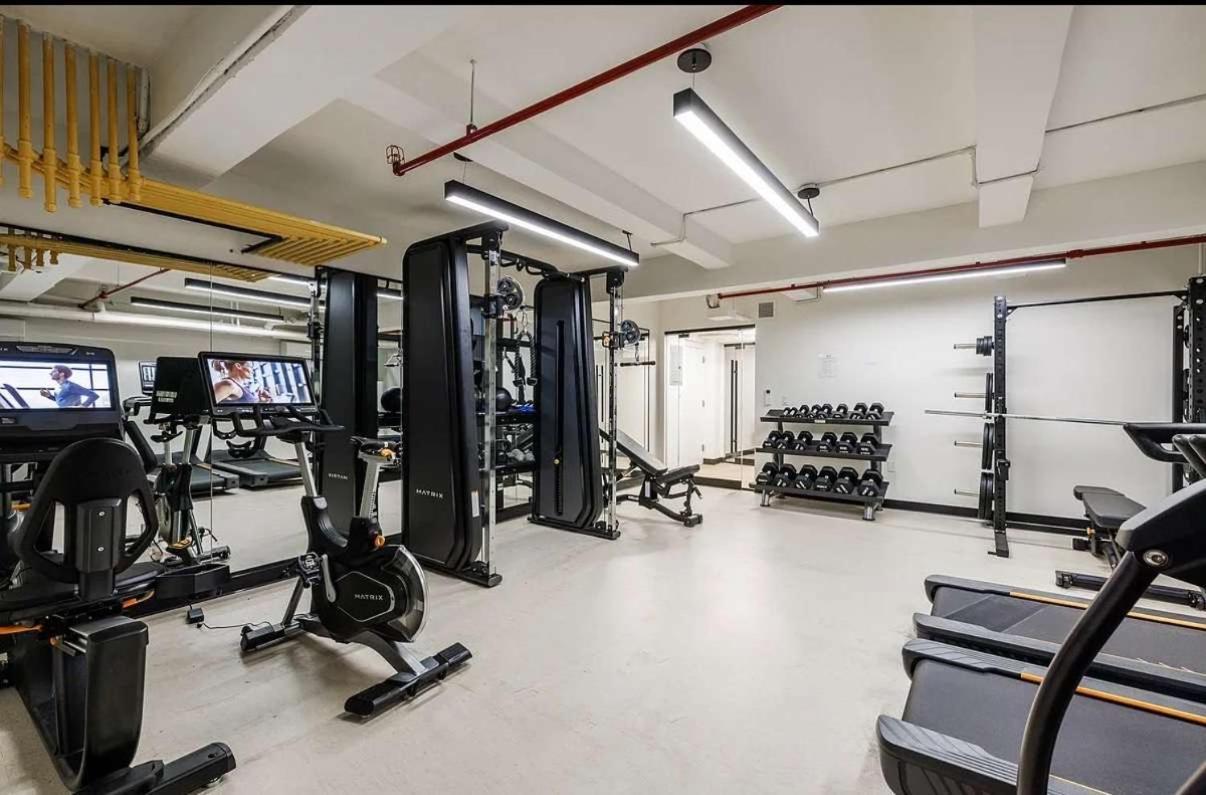 Apartment 52-3de Newly Renovated 2br Bth Midtown East *