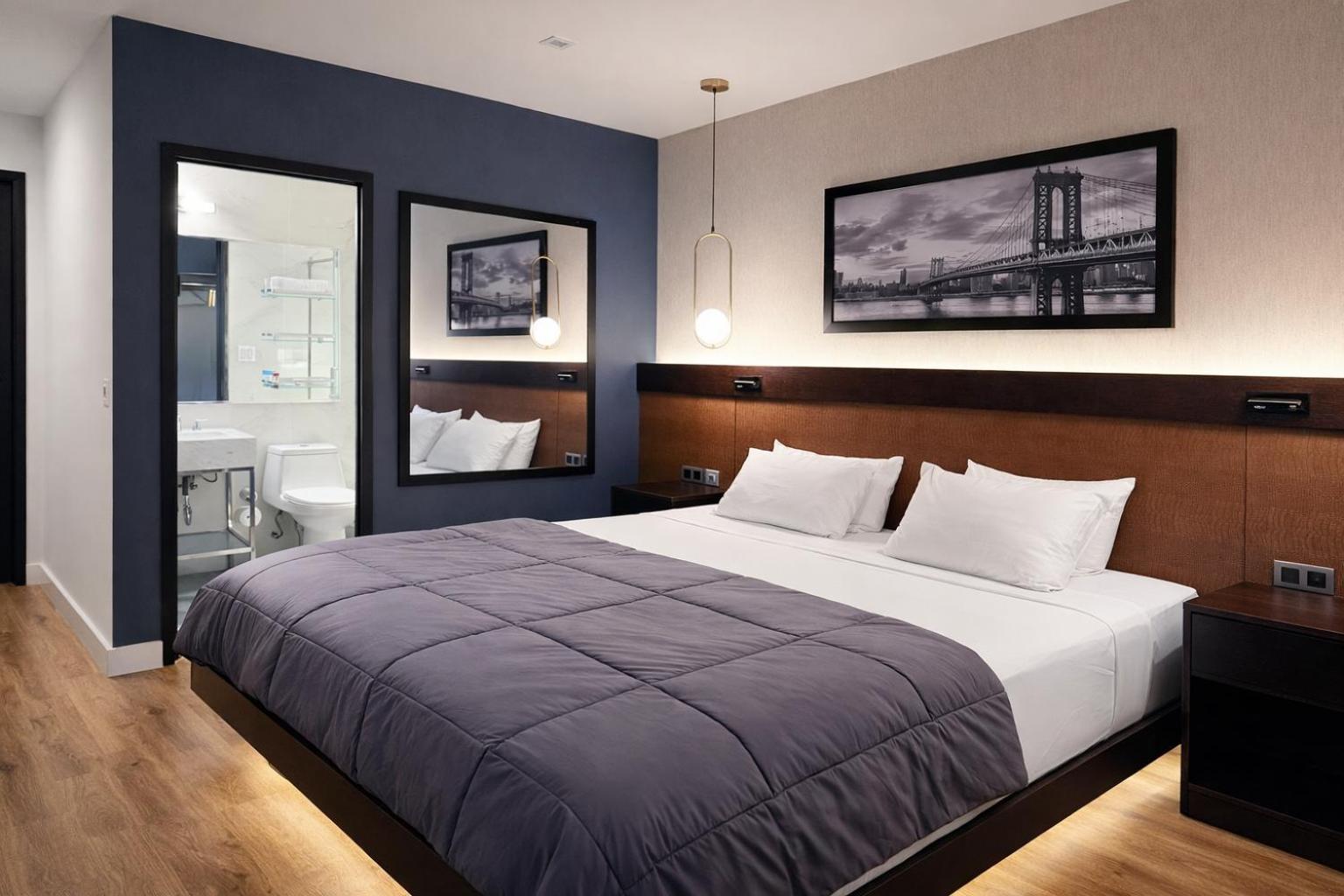 Hotel Mirage Brooklyn New York