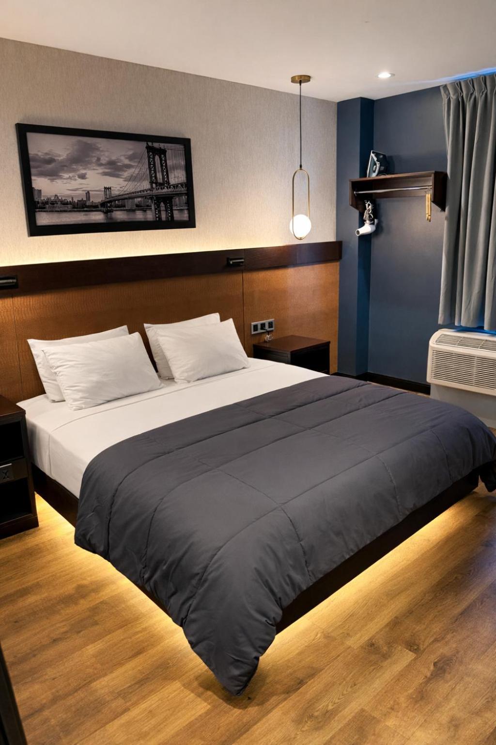 Mirage Brooklyn Hotel 3*