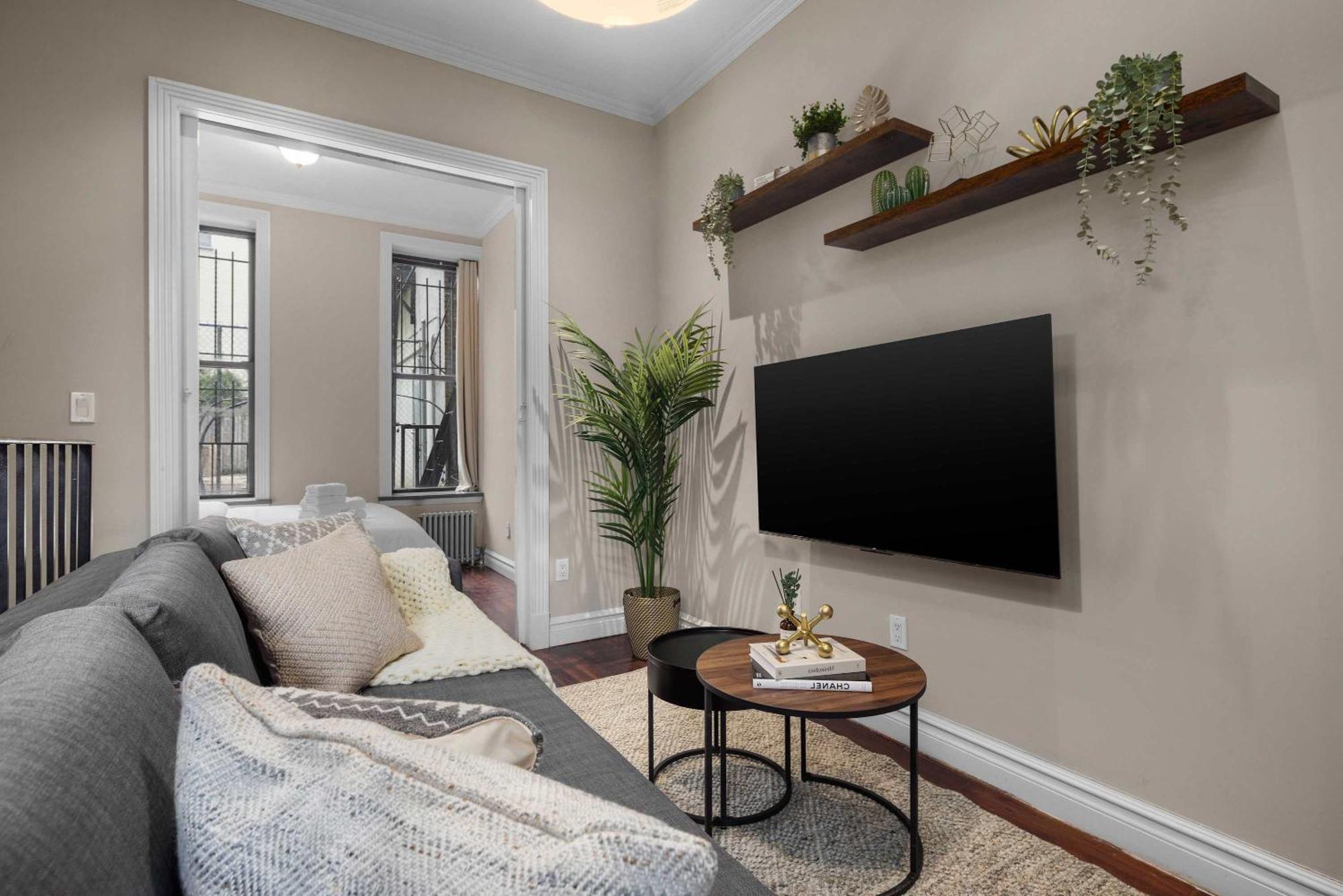 Sophisticated In Vibrant Manhattan * New York