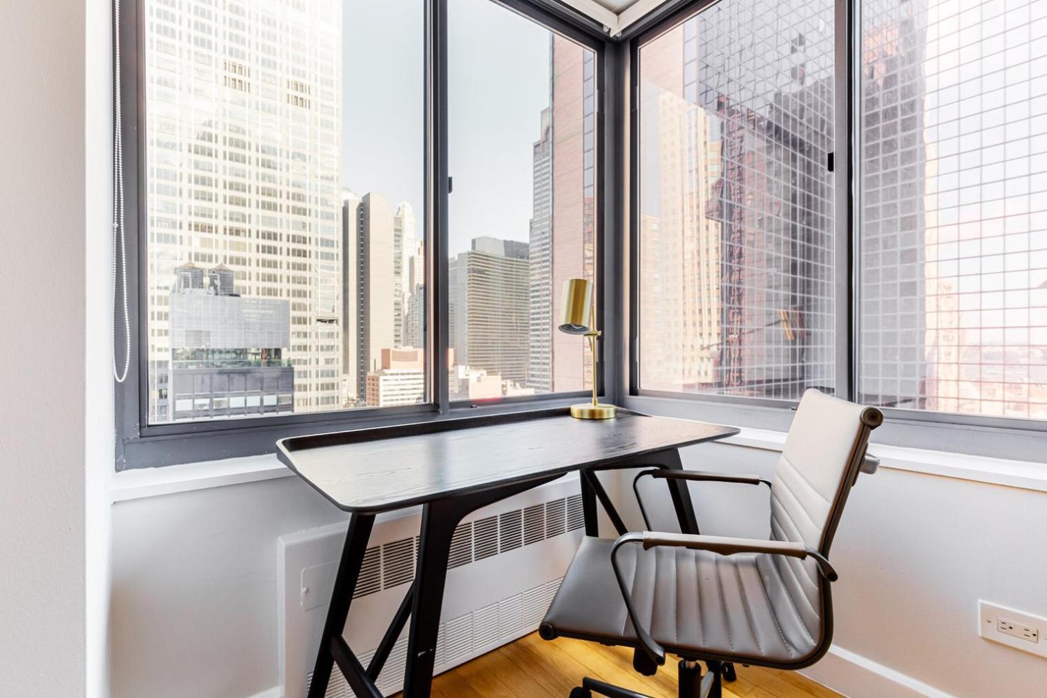 Blueground Midtown West Gym Ac Nr Times Sq Nyc-1741 Apartment *