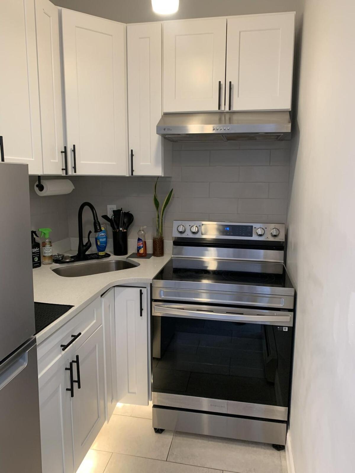 Apartment East Urban Escape *