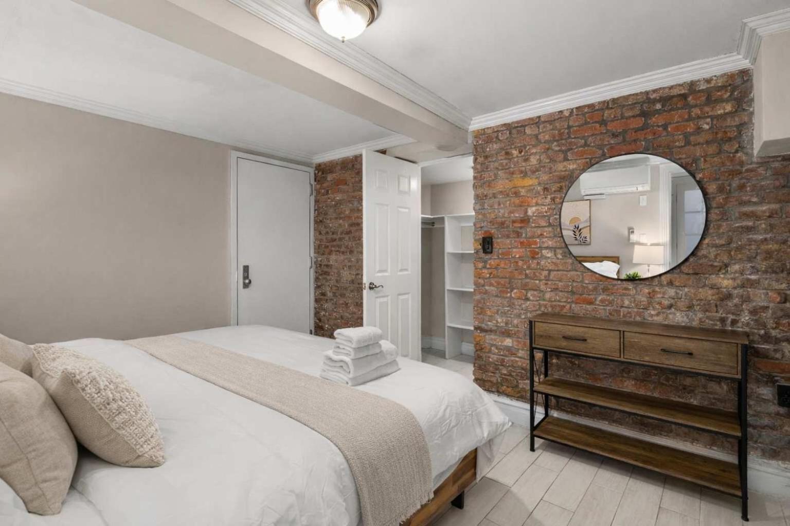 Sophisticated In Vibrant Manhattan * New York