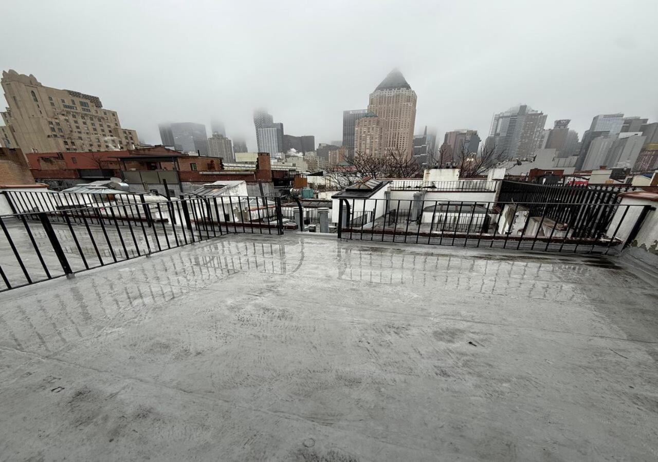 Apartment Outdoor Space Washer Dryer Dishwasher 3beds Apt, June To Aug 90 Days Required *