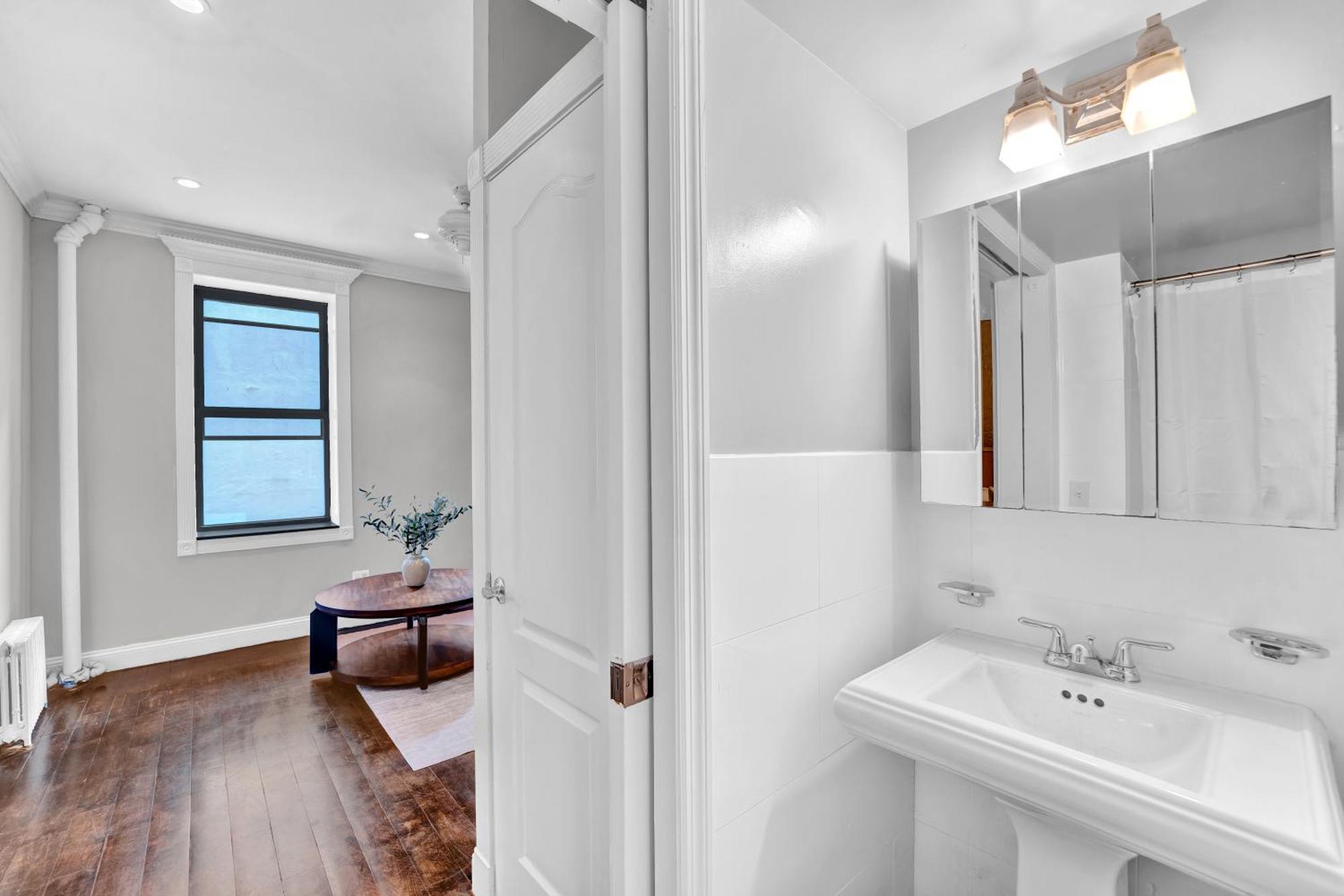 Gramercy - 3br 2ba Modern New York