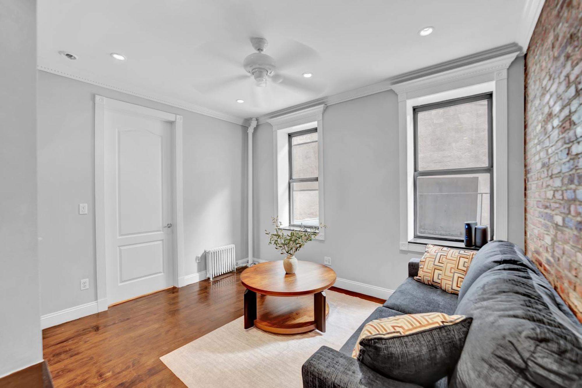 Gramercy - 3br 2ba Modern