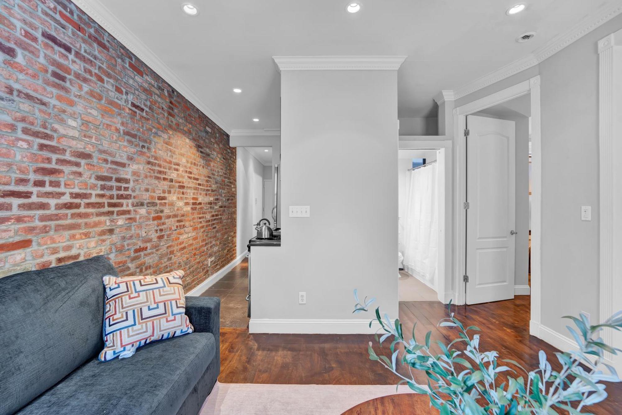 Gramercy - 3br 2ba Modern Apartment *