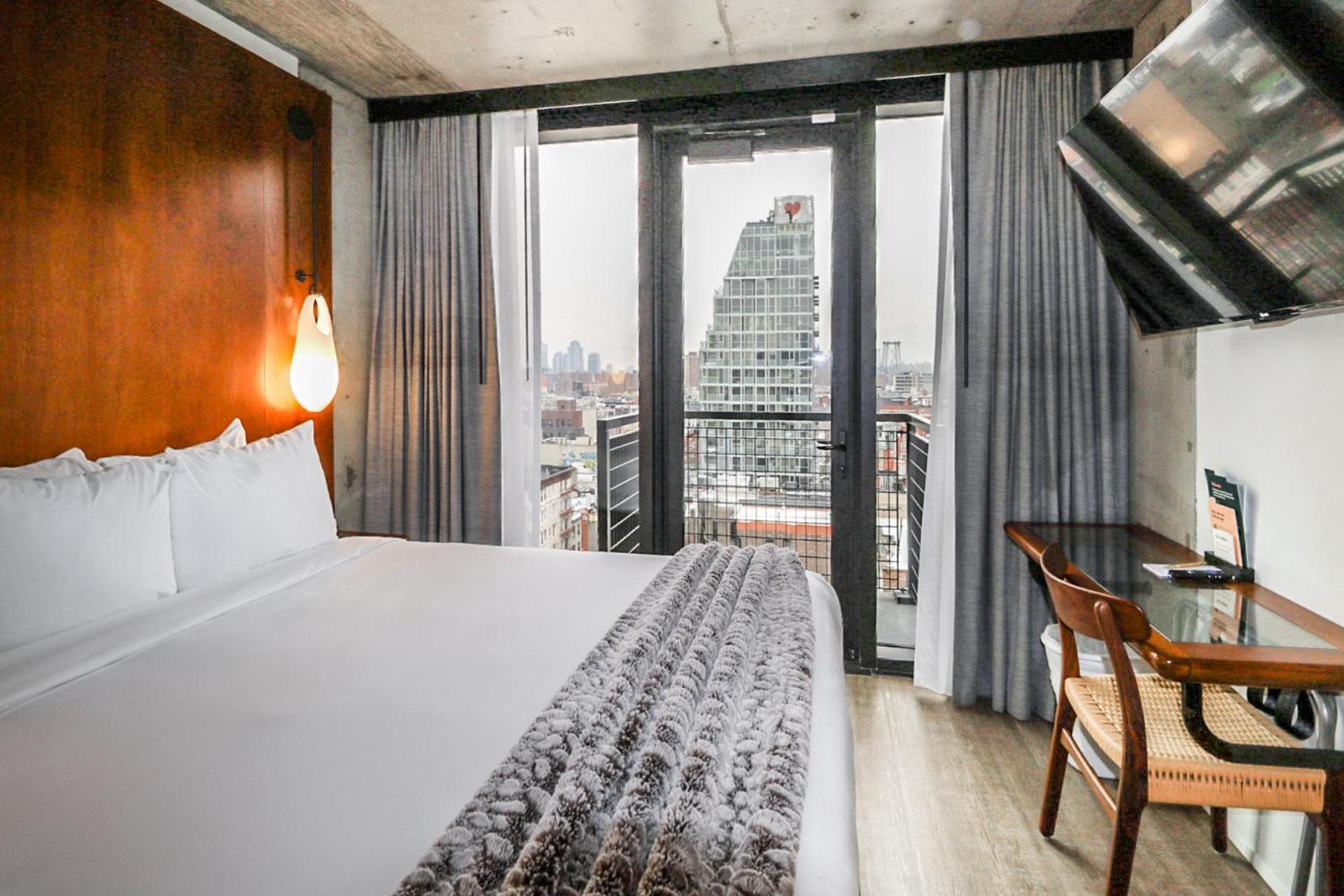 Merchant Les Hotel 4*