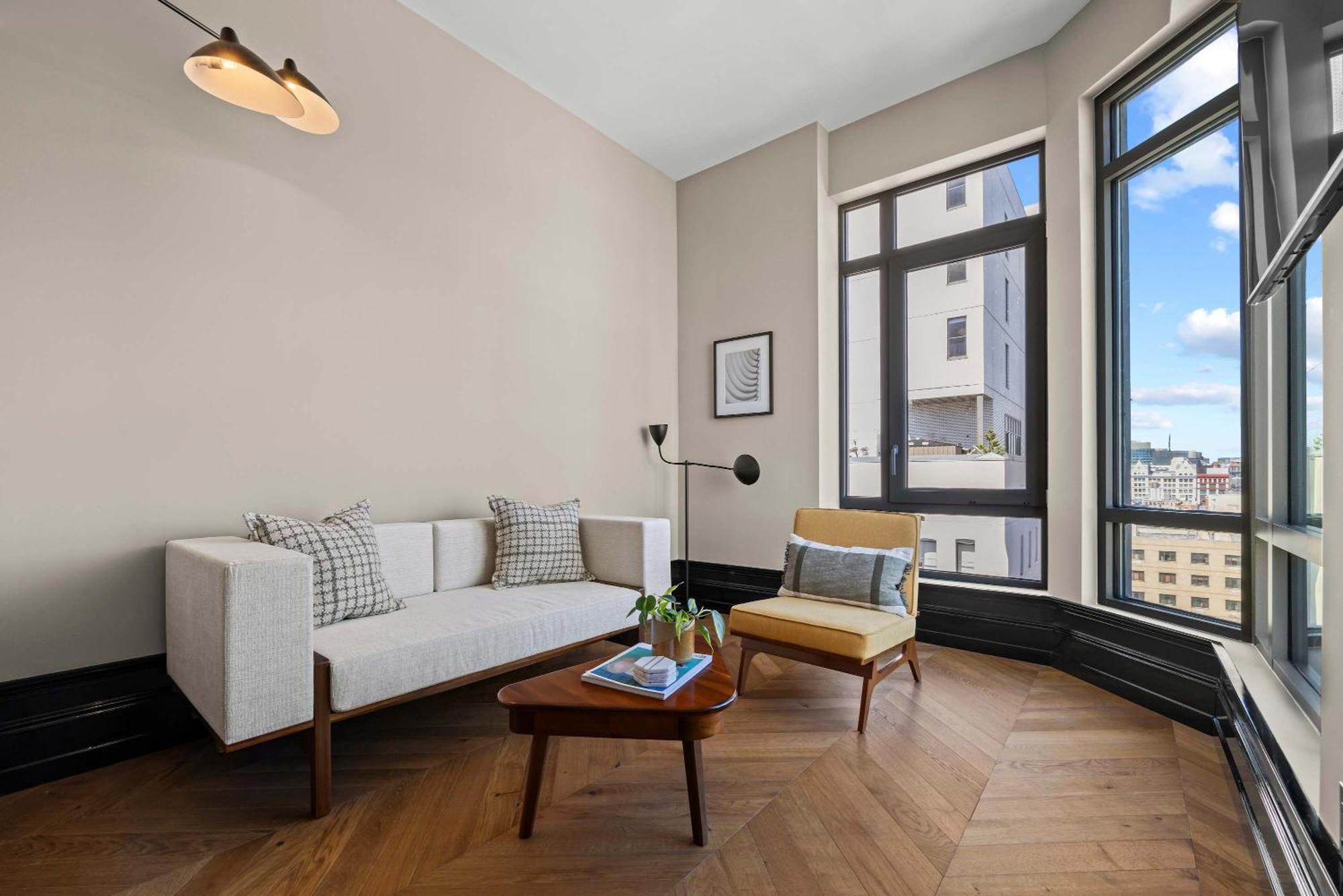 Freeman 403 By Rove Travel - 1br With Shared Amenities New York