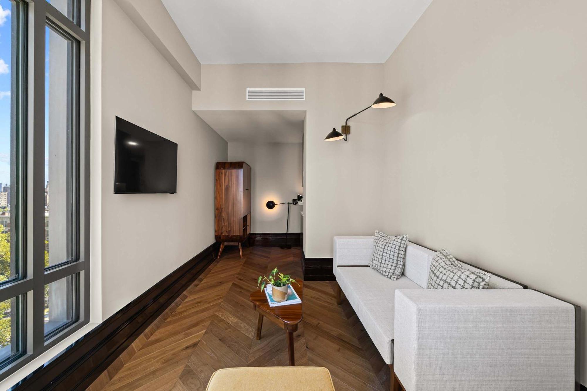 Freeman 203 By Rove Travel -1br With Shared Amenities Holiday home New York