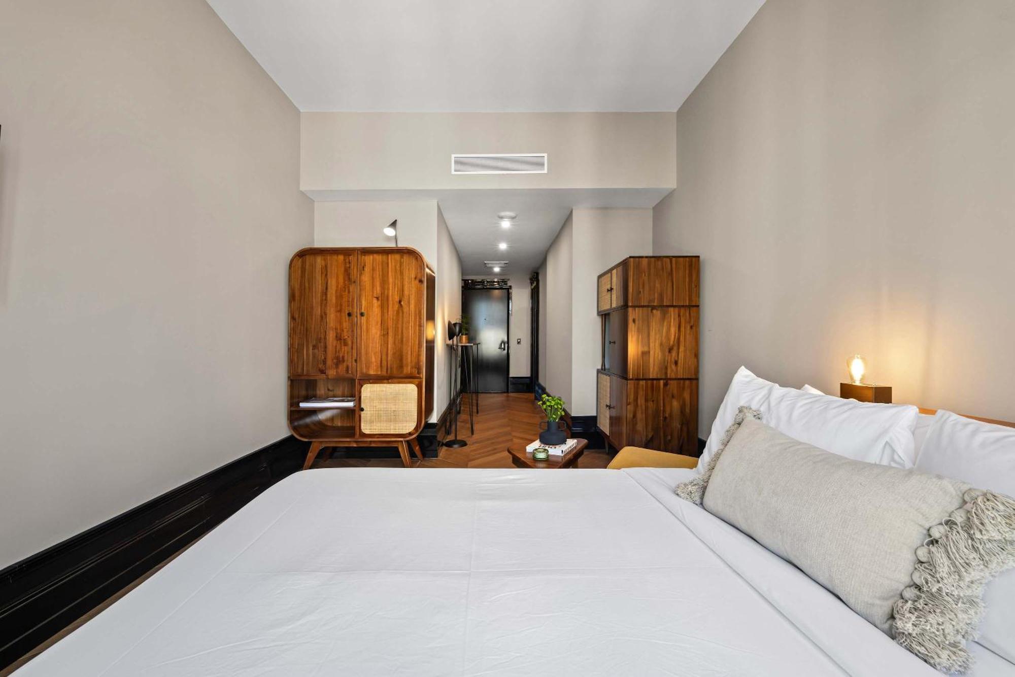 Holiday home Freeman 203 By Rove Travel -1br With Shared Amenities *