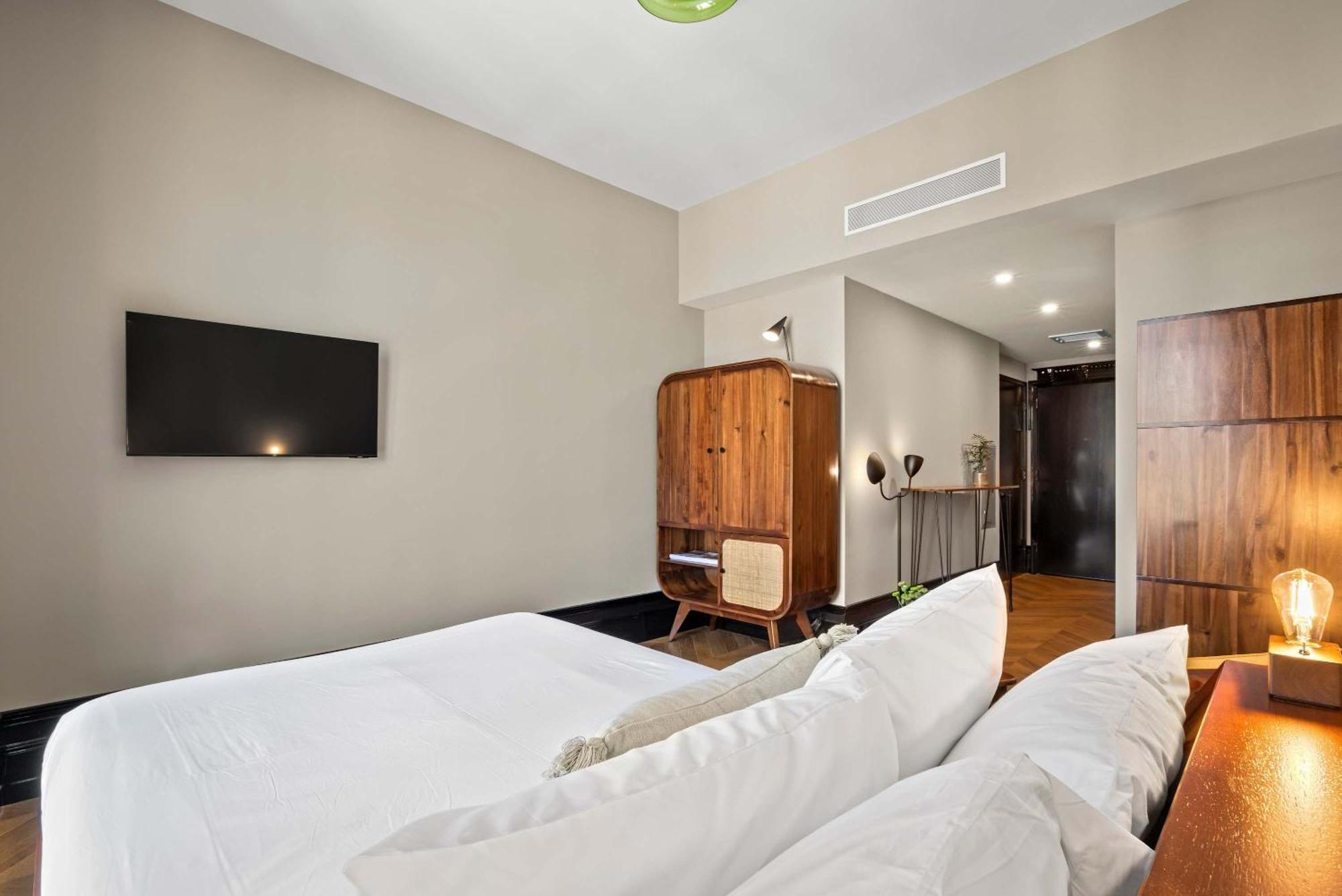 Freeman 203 By Rove Travel -1br With Shared Amenities Holiday home New York