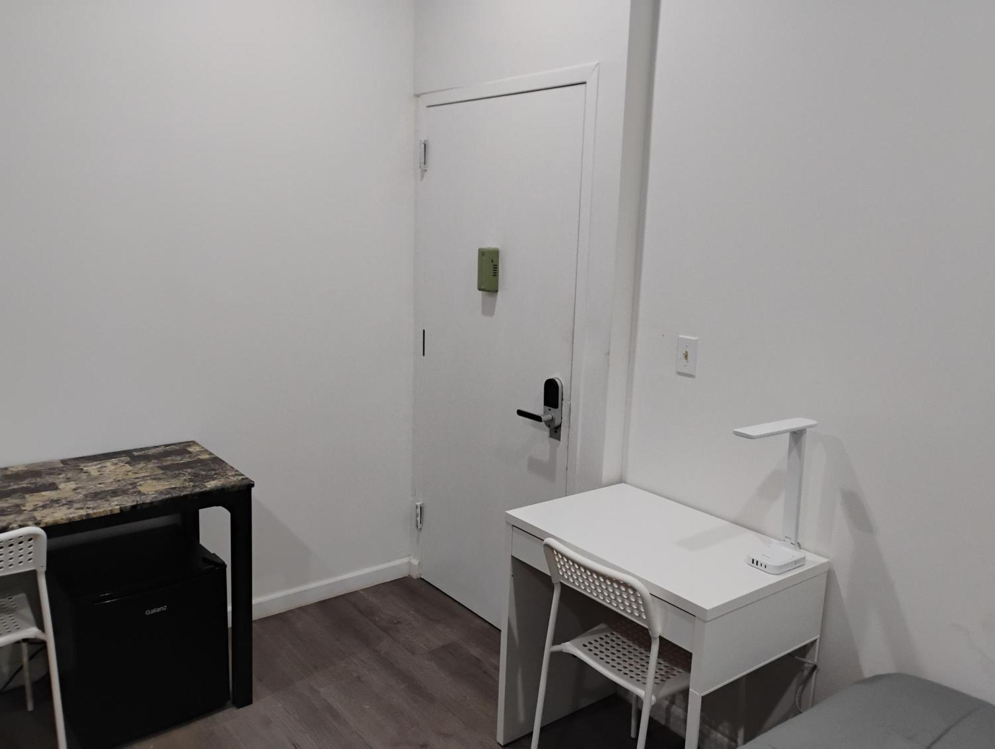 Aycee 417 * New York