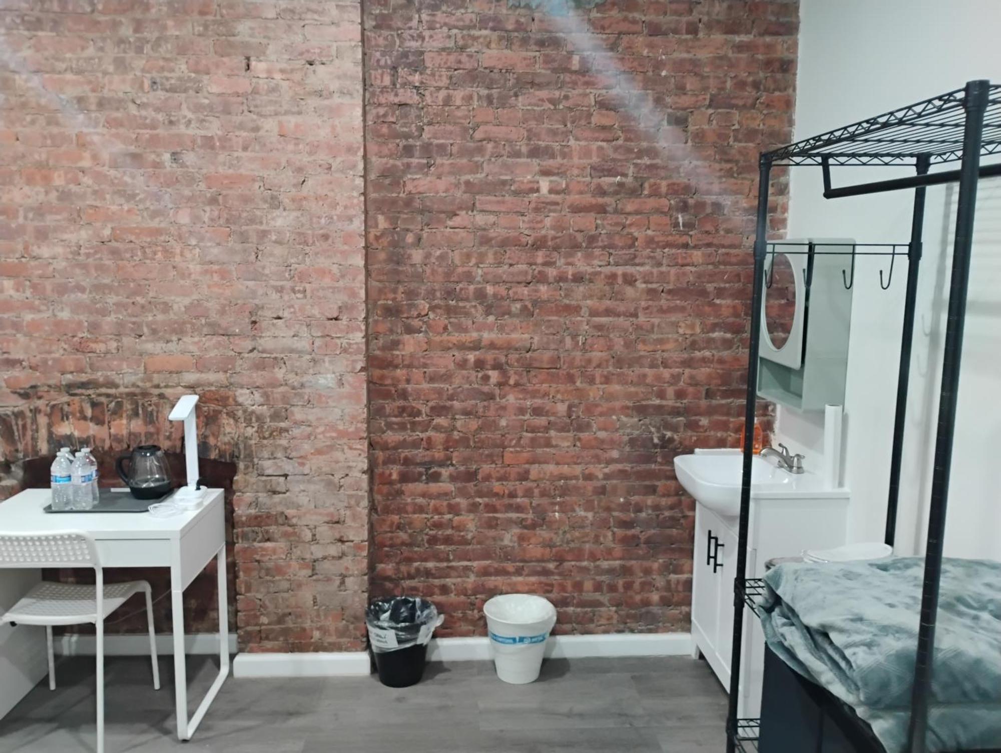 Aycee 417 Guest house New York