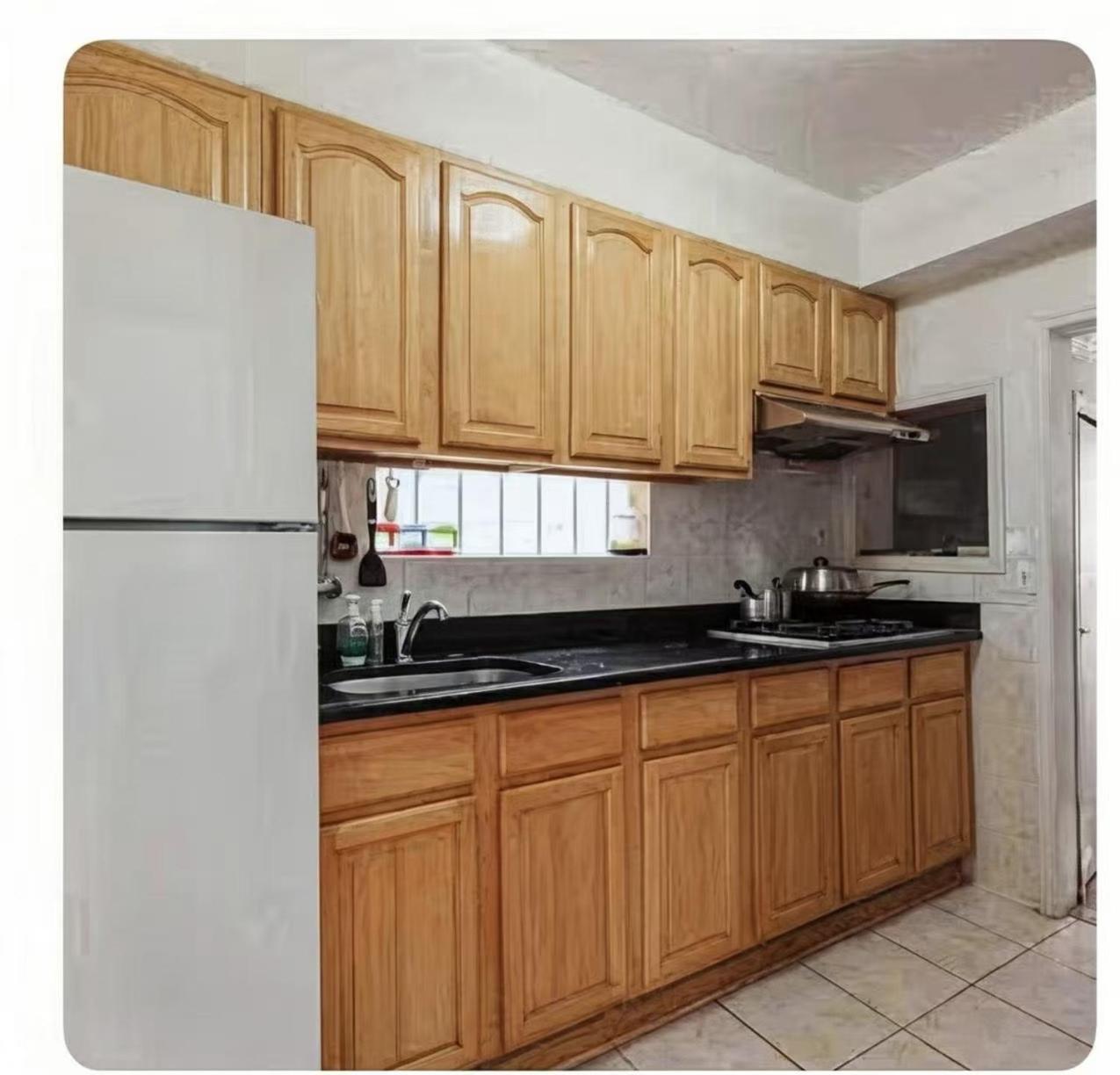 Cozy Private In Downtown Flushing Apartment *