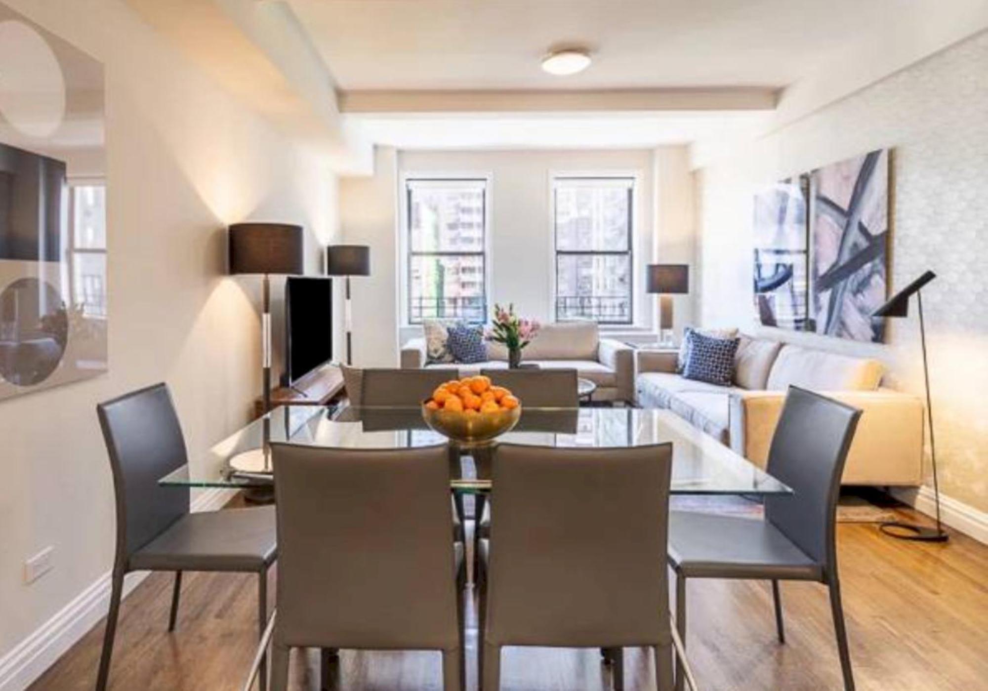Spacious 3 Bed 3 Bath Unit In Upper East Side Apartment