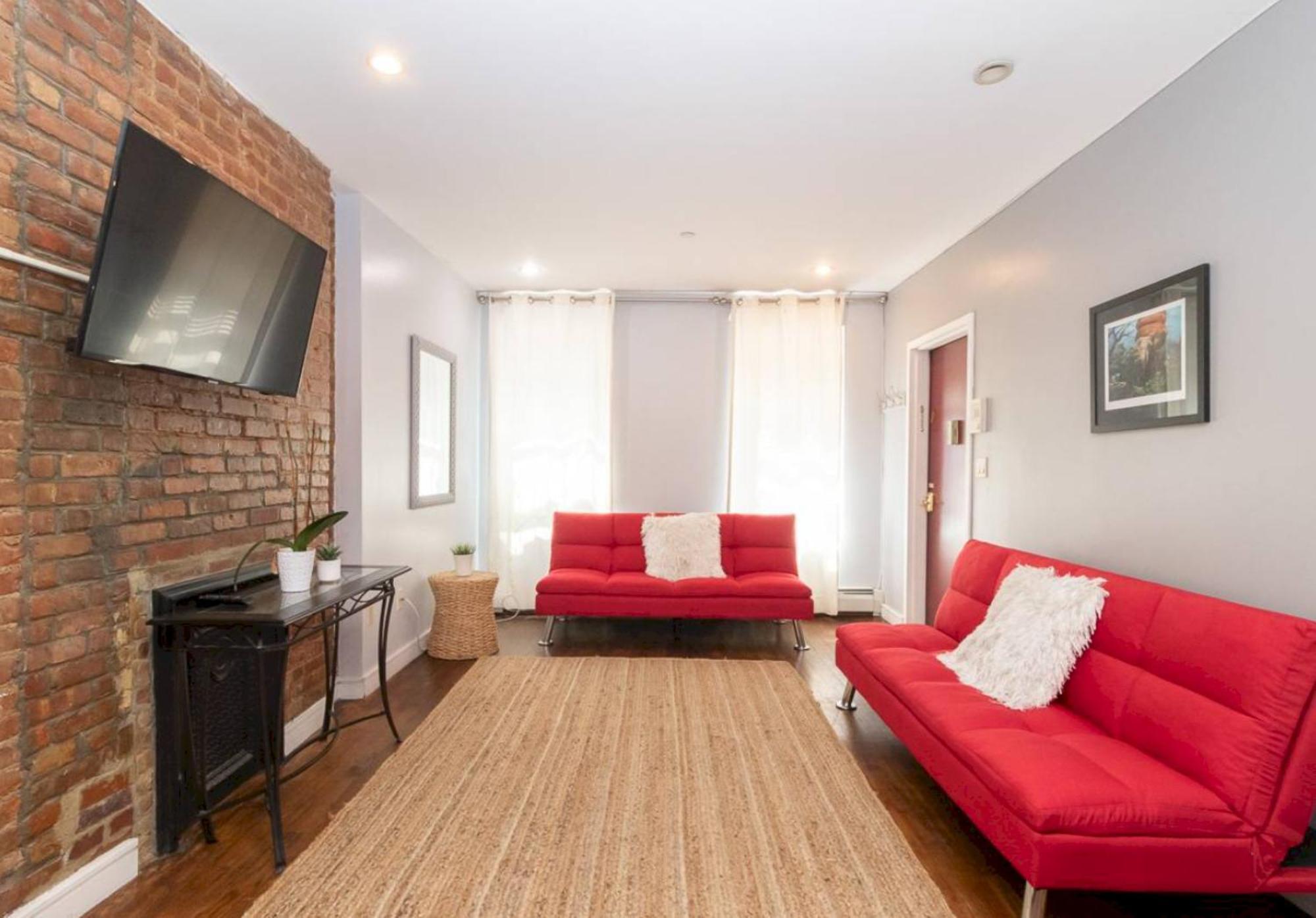 Bright And Beautiful 3 Bedroom Midtown West Apartment *
