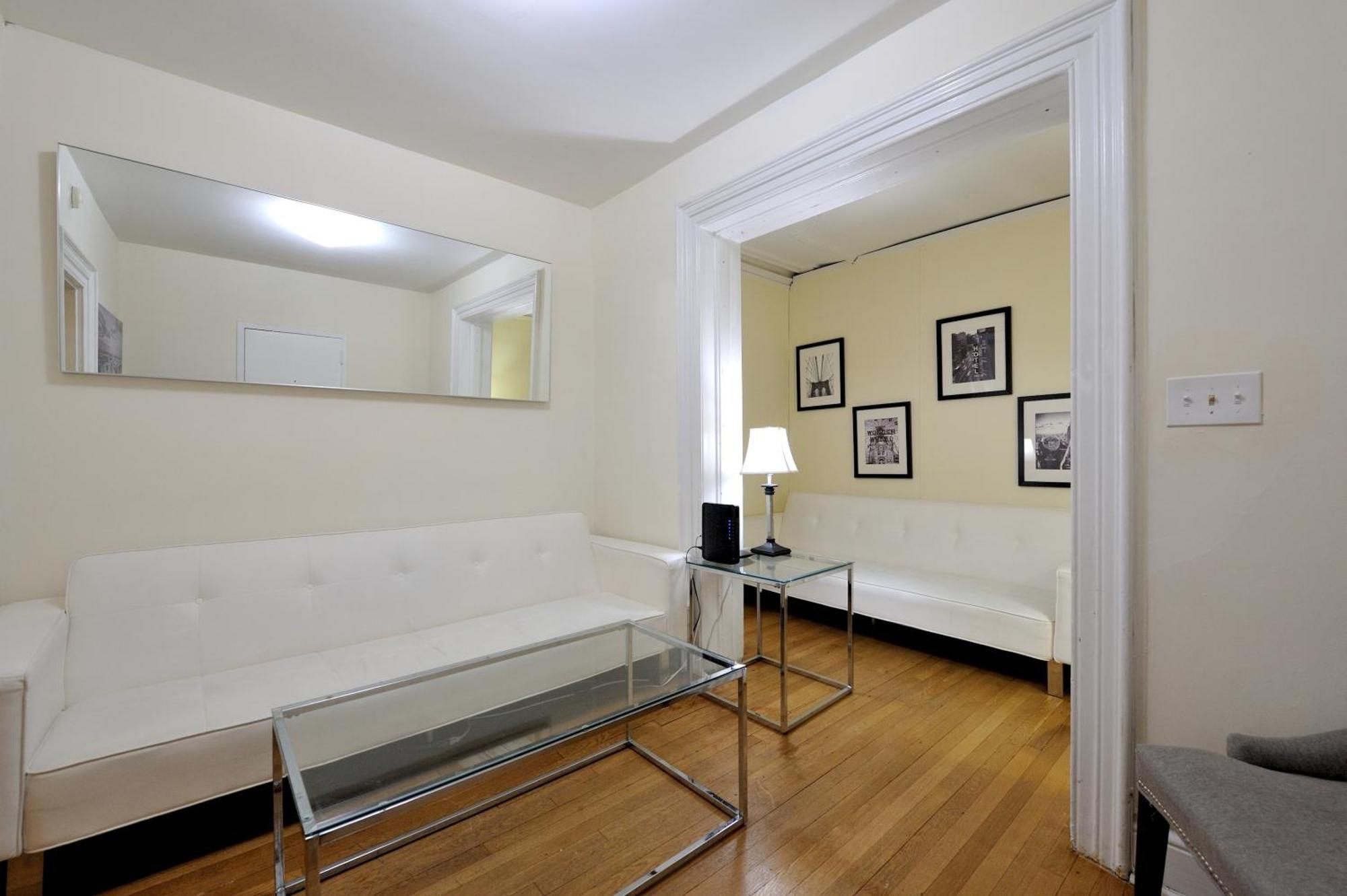 Comfy 3 Bedroom 1 Bath In Nyc * New York