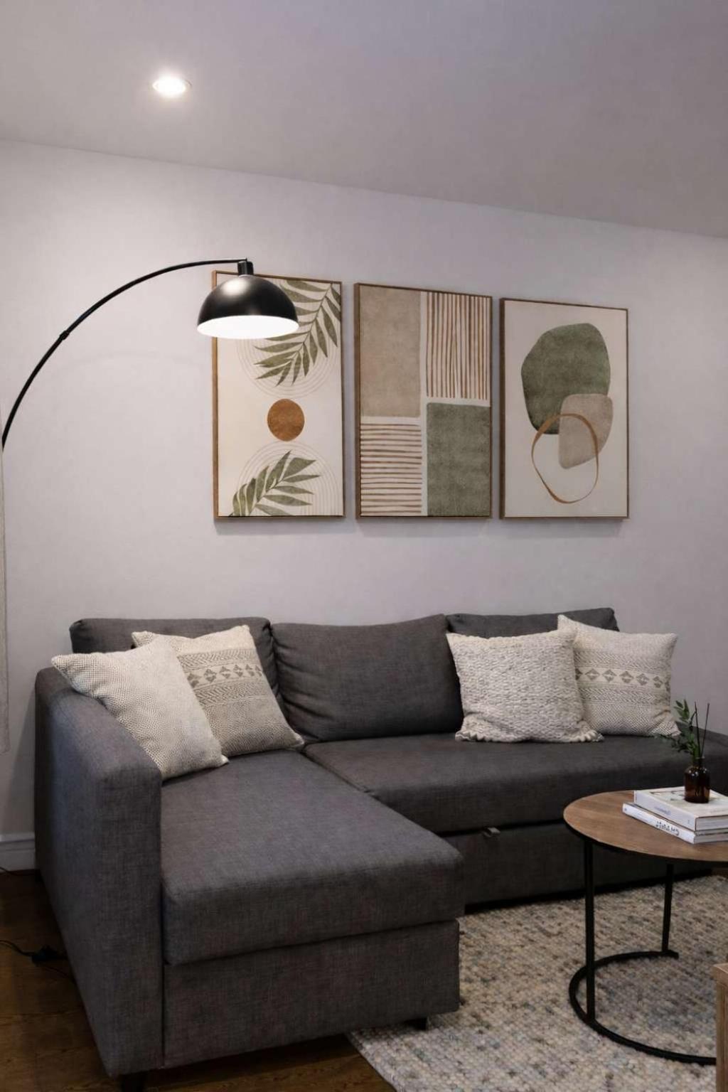 Hip Nyc Hideaway In Lively East Village Apartment New York