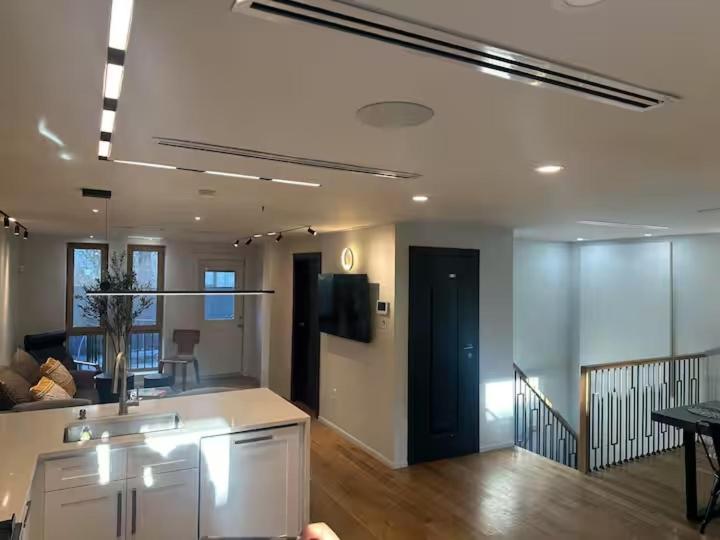 Beautiful Gowanus Townhome Apartment New York