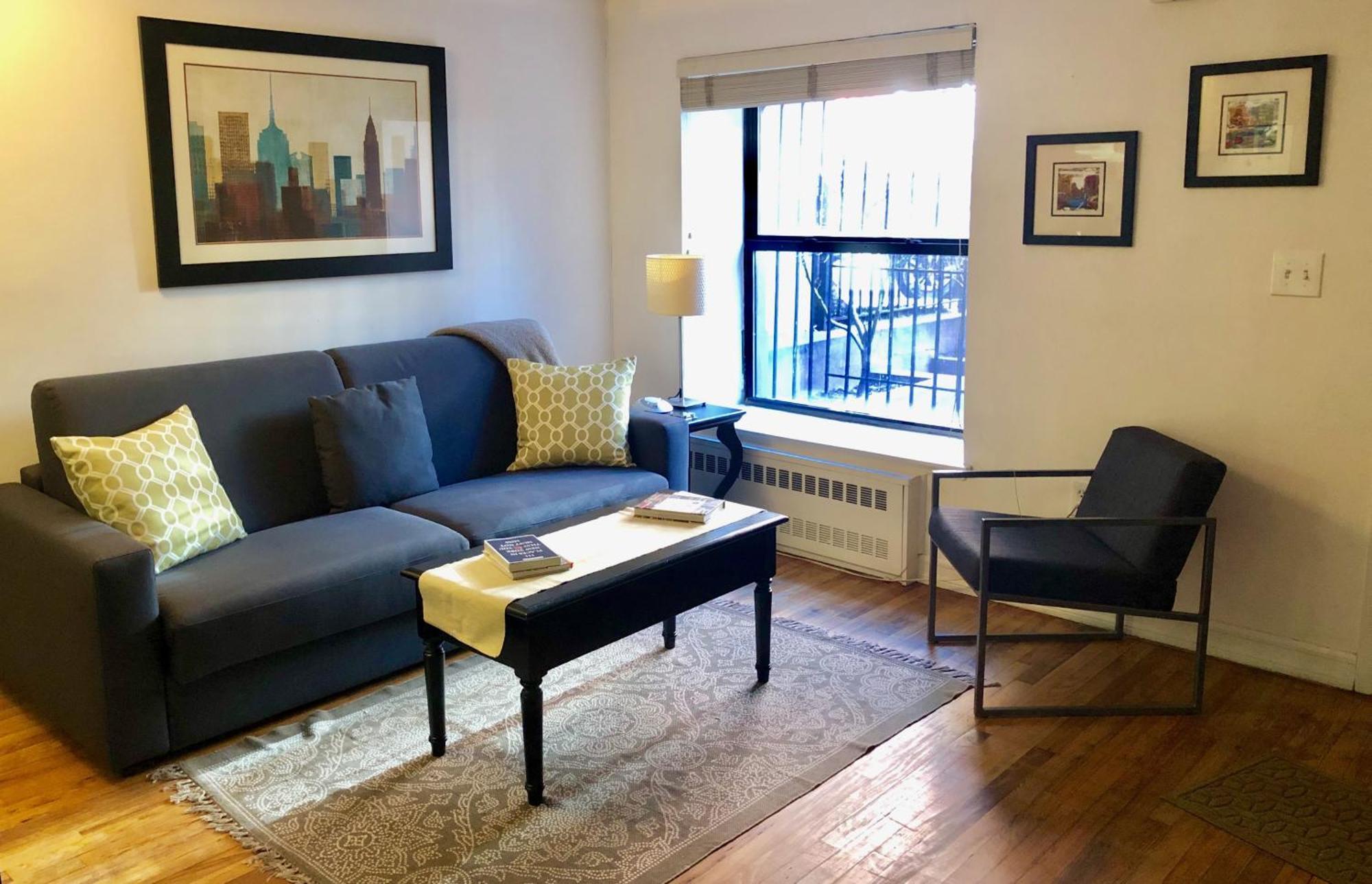 Rated 1br - Lenox 127 Apartment *