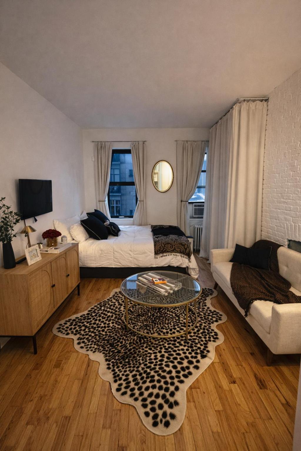Chic West Village On Bleecker Street