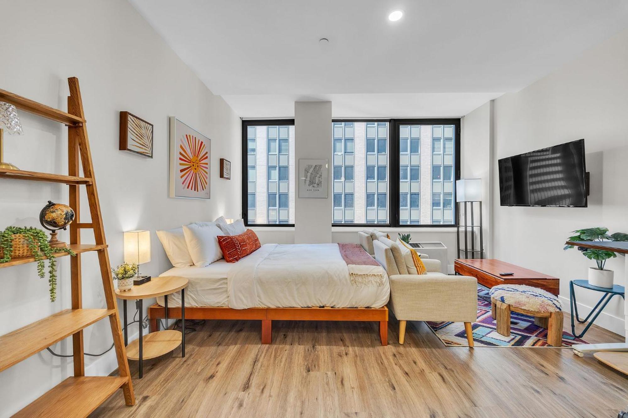 Apartment Fidi W Work Setup By Anyplace - 11679