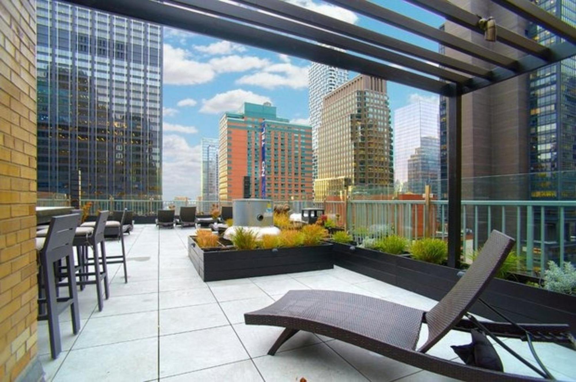 Apartment Executive Plaza *