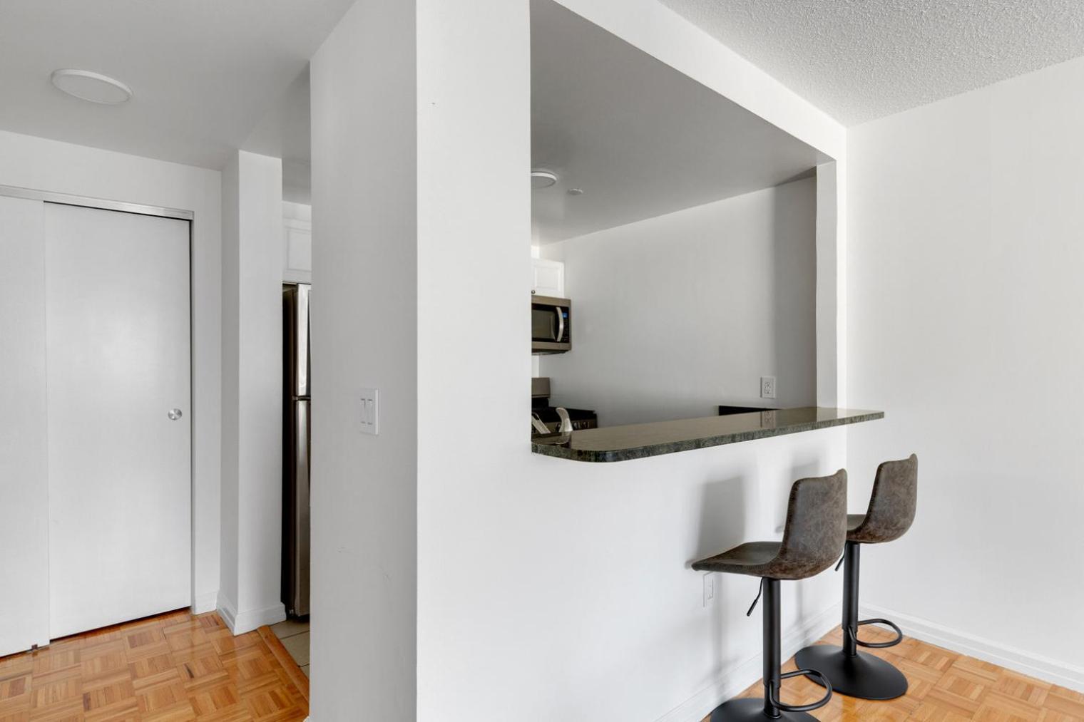 Blueground Hells Kitchen Washer Nr Times Square Nyc-2074 New York